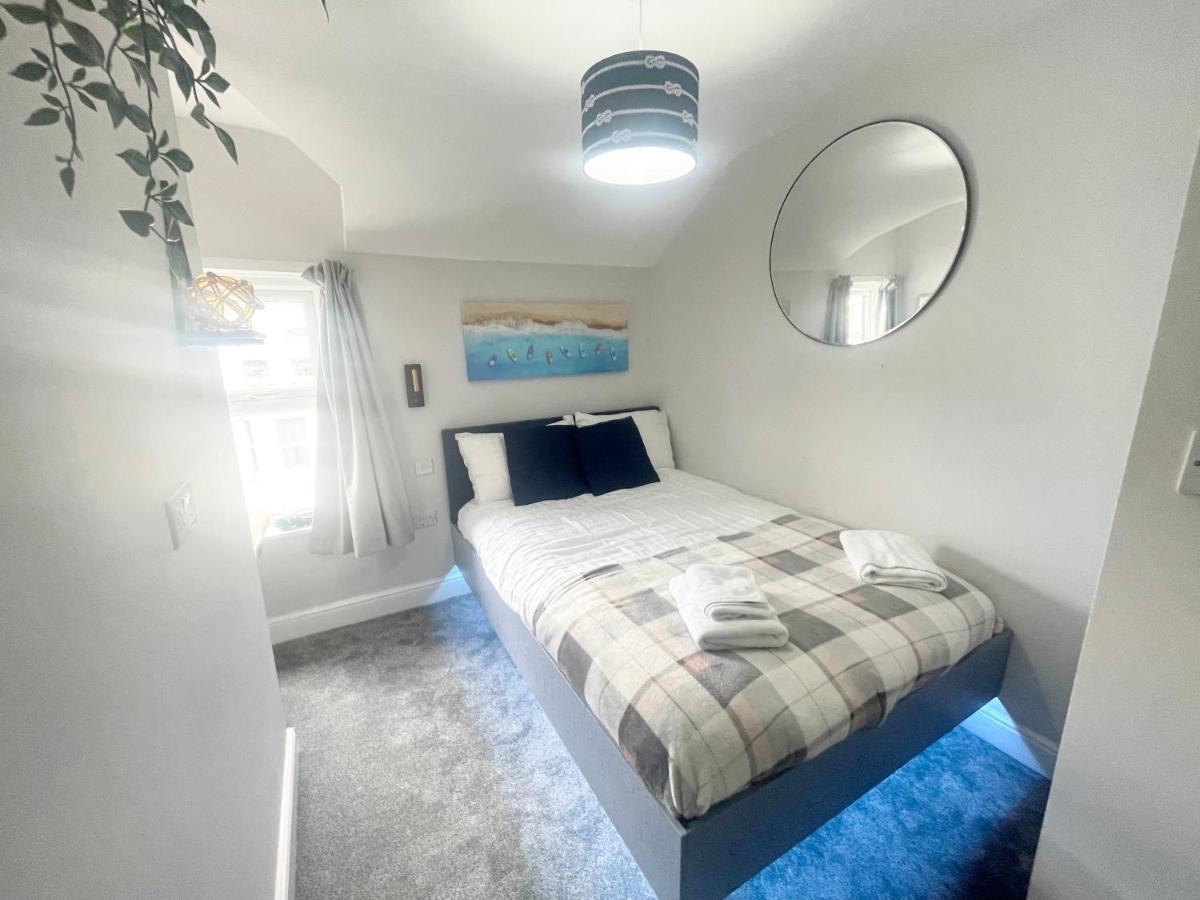 Cloud9 Guest House - By Coastline Retreats - Newly Renovated, Beautiful Ensuite Rooms Near Seafront In Town Centre, Netflix, Superfast Wifi, Communal Kitchen Bournemouth Bagian luar foto